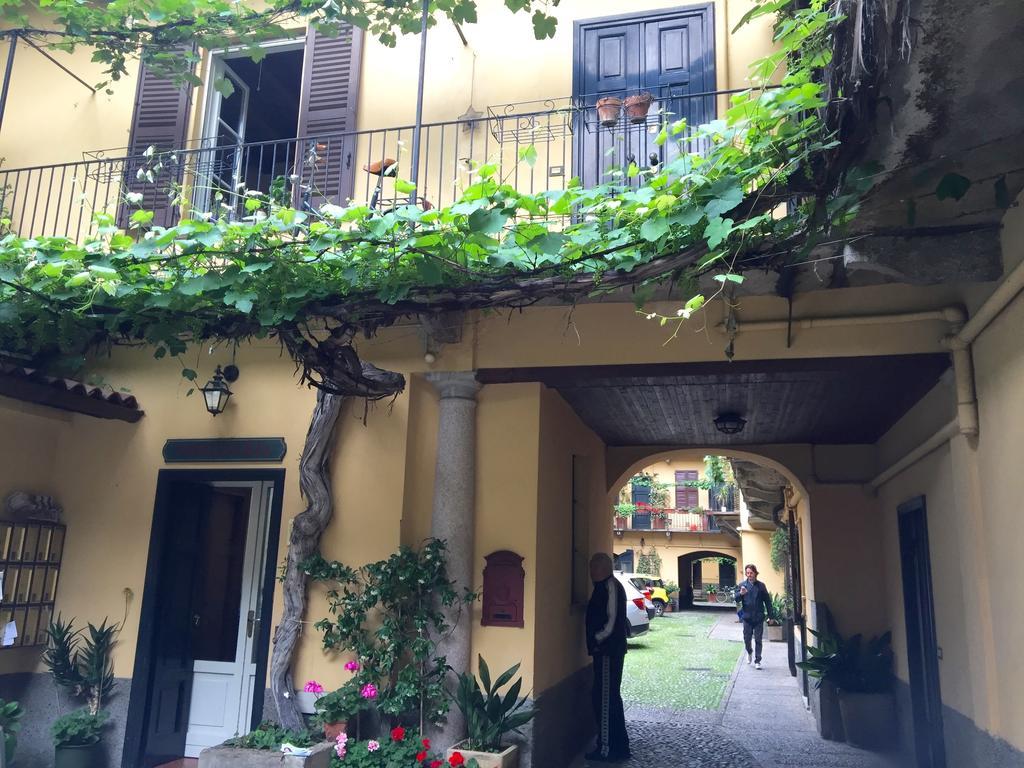 Lovelyloft - Alzaia Naviglio Milánó Kültér fotó