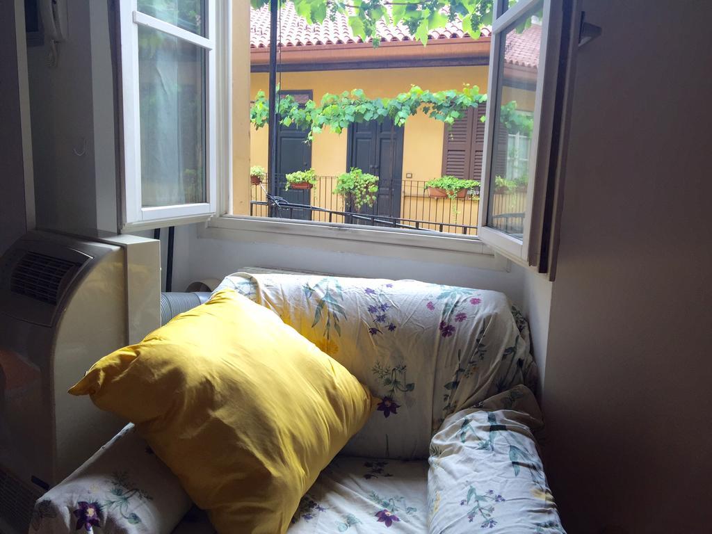 Lovelyloft - Alzaia Naviglio Milánó Kültér fotó